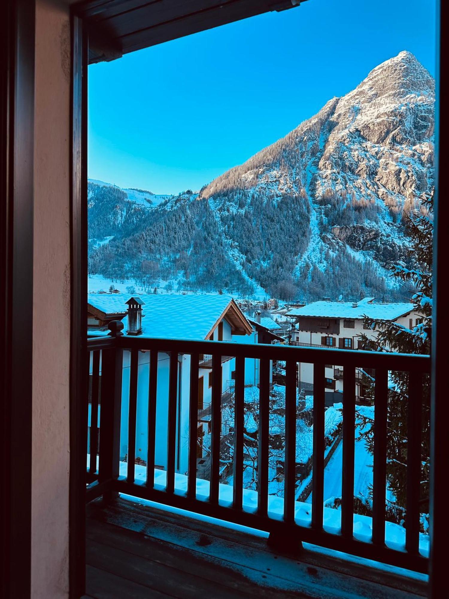 Centrale Courmayeur Extérieur photo
