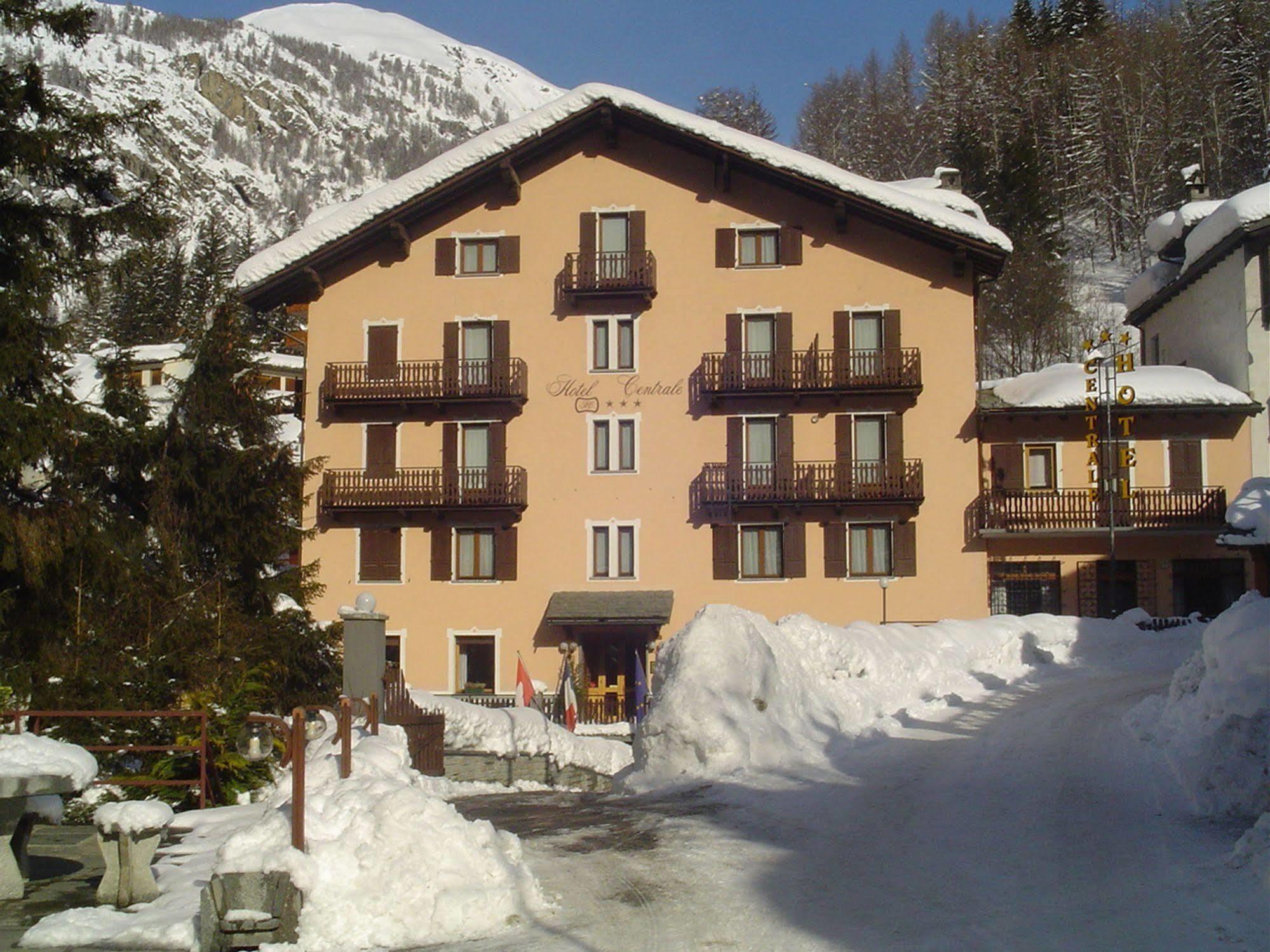 Centrale Courmayeur Extérieur photo